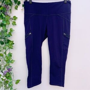 Athleta Dark Blue Capri‎ Legging Medium